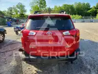2015 Toyota RAV4 фото