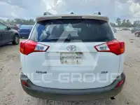 2015 Toyota RAV4 фото