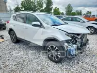 2015 Toyota RAV4 фото