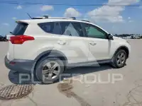 2015 Toyota RAV4 фото