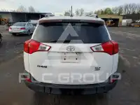 2015 Toyota RAV4 фото