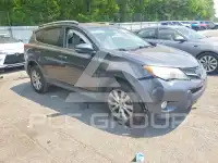 2015 Toyota RAV4 фото