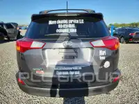 2015 Toyota RAV4 фото