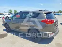 2015 Toyota RAV4 фото