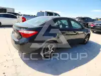 2015 Toyota COROLLA фото