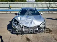 2015 Toyota COROLLA фото