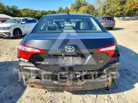 2015 Toyota COROLLA фото