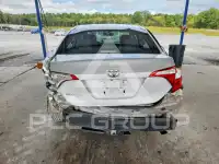 2015 Toyota COROLLA фото