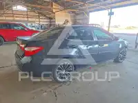 2015 Toyota COROLLA фото