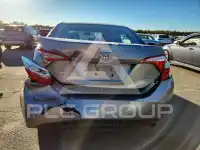 2015 Toyota COROLLA фото