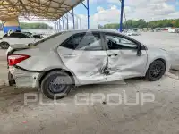 2015 Toyota COROLLA фото
