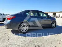 2015 Toyota COROLLA фото