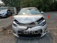 2015 Toyota COROLLA фото