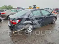 2015 Toyota COROLLA фото