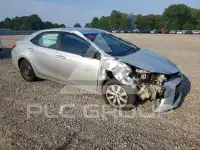 2015 Toyota COROLLA фото