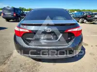 2015 Toyota COROLLA фото