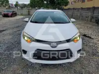 2015 Toyota COROLLA фото