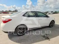 2015 Toyota COROLLA фото