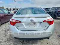 2015 Toyota COROLLA фото