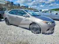 2015 Toyota COROLLA фото