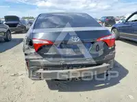 2015 Toyota COROLLA фото