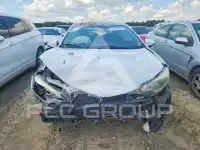 2015 Toyota COROLLA фото