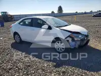 2015 Toyota COROLLA фото