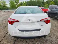 2015 Toyota COROLLA фото
