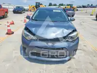 2015 Toyota COROLLA фото
