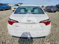 2015 Toyota COROLLA фото