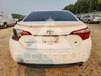 2015 Toyota COROLLA фото