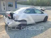2015 Toyota COROLLA фото