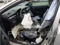 2015 Toyota COROLLA фото