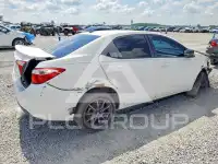 2015 Toyota COROLLA фото