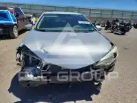 2015 Toyota COROLLA фото