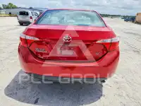 2015 Toyota COROLLA фото