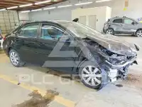 2015 Toyota COROLLA фото
