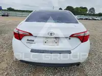 2015 Toyota COROLLA фото