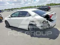 2015 Toyota COROLLA фото