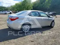 2015 Toyota COROLLA фото