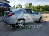 2015 Toyota COROLLA фото