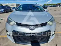 2015 Toyota COROLLA фото
