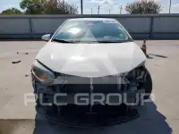 2015 Toyota COROLLA фото