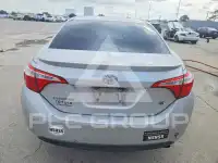 2015 Toyota COROLLA фото