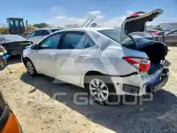 2015 Toyota COROLLA photo