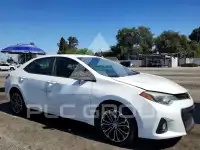 2015 Toyota COROLLA фото