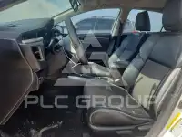 2015 Toyota COROLLA фото