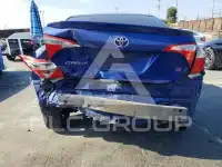 2015 Toyota COROLLA фото