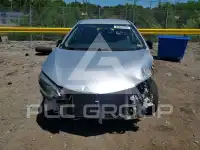 2015 Toyota COROLLA фото