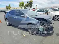 2015 Toyota COROLLA фото